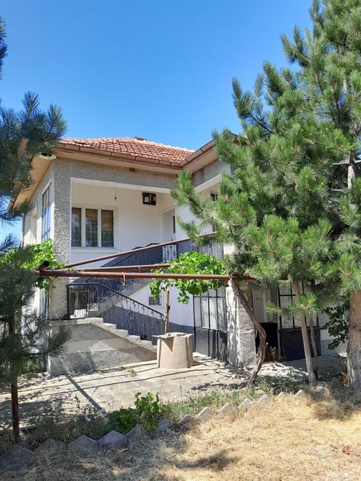 Продава се Къща в Първомай - 900 кв.м за 68 €/кв.м - Снимка #3