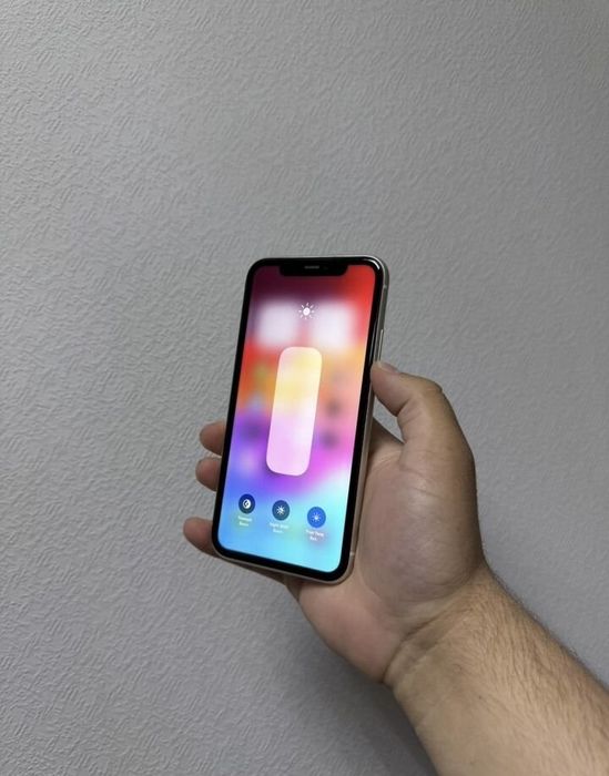 iPhone 11  (White) Обмен