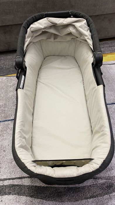 Продам люльку Joie