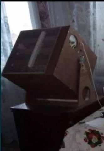 Инкубатор "ПОСЕДА" Б/У.