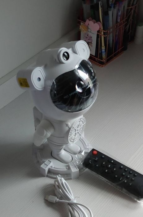 Ночник проектор космонавт, блютуз колонка