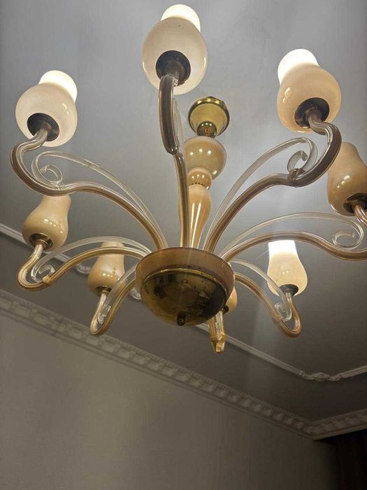 Продам люстру неплохого качества