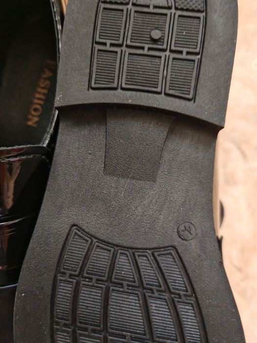 Обувь на лето 43