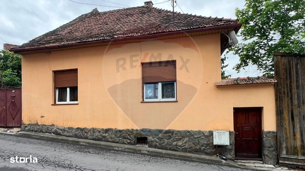 Casă individuală de vânzare pe str. Cloșca din Brașov | Centru istoric