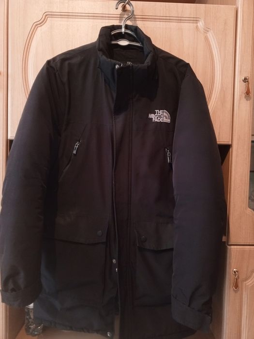 Продам куртку теплую,зима