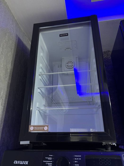 Витринный холодильник AIWA LC-98

Цвет оранжевый / чёрный

Температур