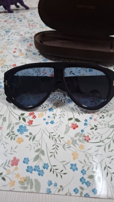 Чёрный Очки Tom Ford
