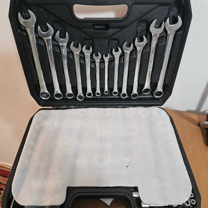 Набор ключей ...