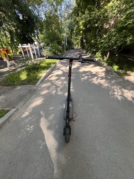 Срочно Электросамокат Ninebot F2 PRO