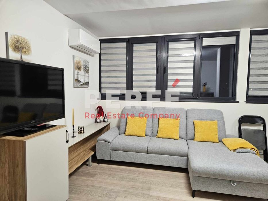 Дава се под наем Тристаен апартамент в Бургас, Център - 90 кв.м за 1100 € - Снимка #2