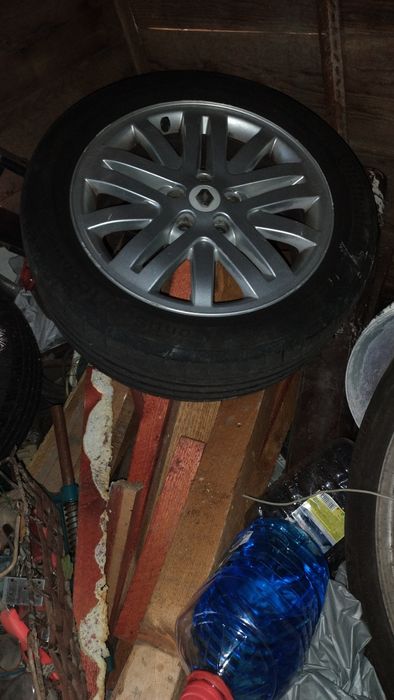 4 jante cu anvelope de vară în stare bună