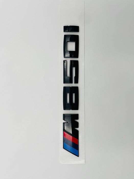 Emblema compatibila BMW M850i negru