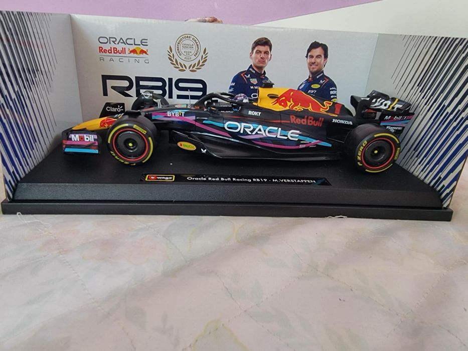 Red bull rb19 USA miami gp 2023 Max Verstappen  1/18 bburago F1