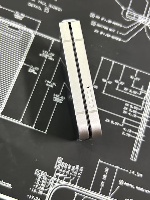 Samsung galaxy flip 6 256g