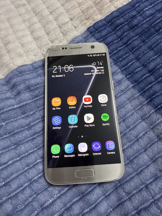 Продам Samsung S7