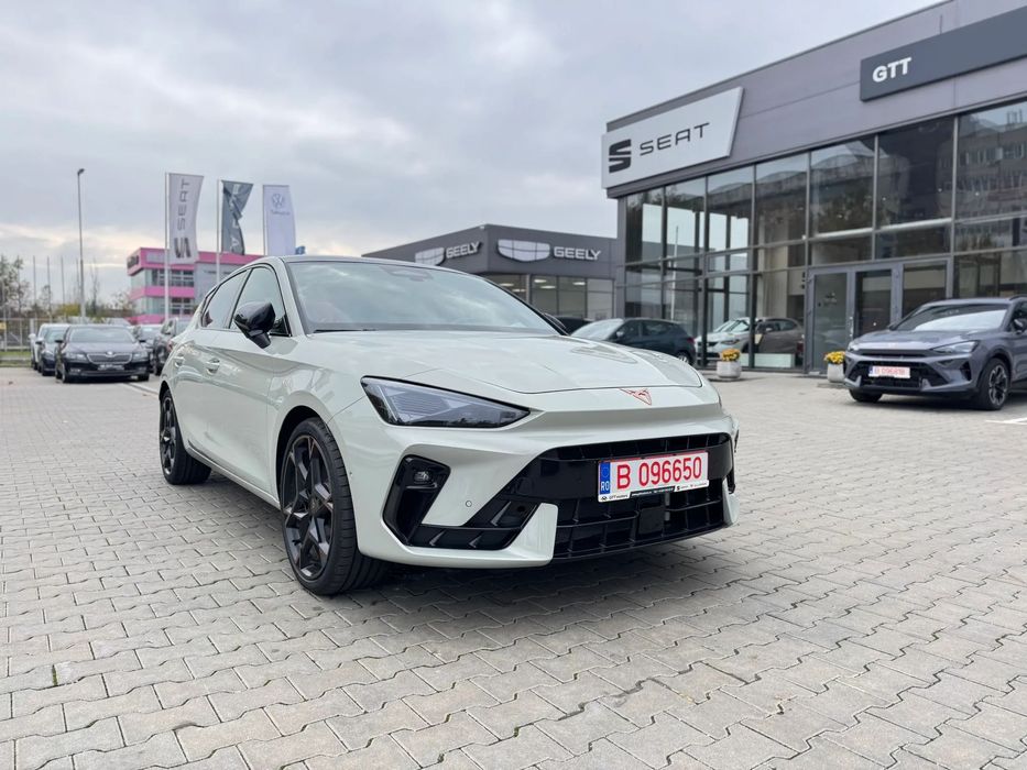 Cupra Leon Autoturism de showroom, garantie de producator