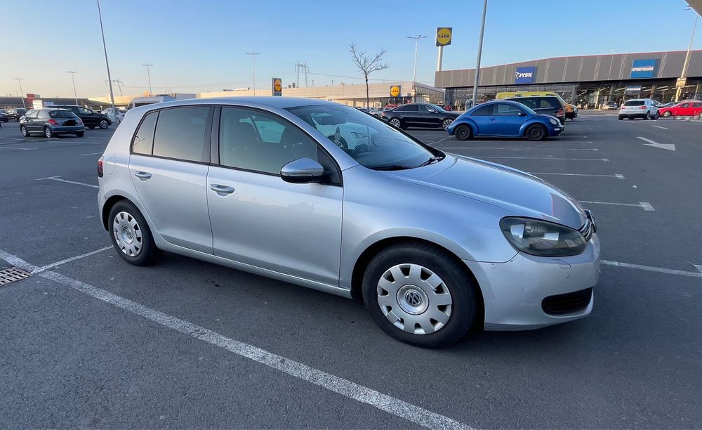 VOLKSWAGEN Golf 2011 — imagine 3