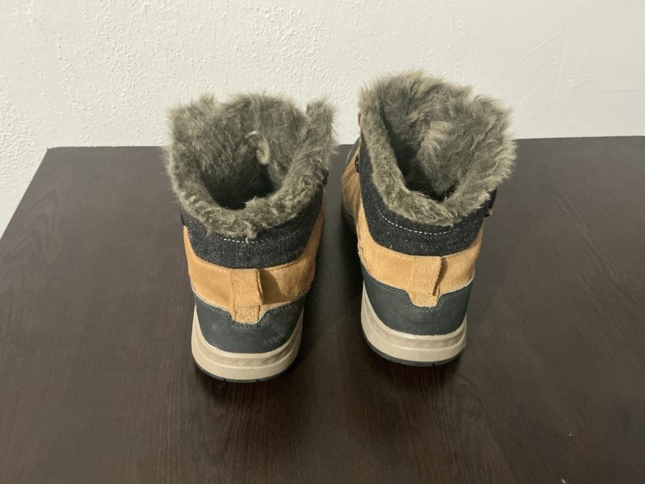 Зимни обувки дамски непромакаеми 40 кожени ботуши