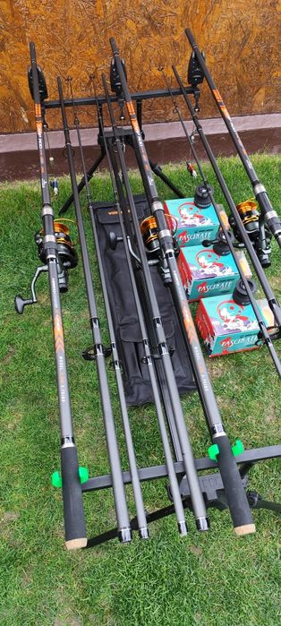 Set 3 Lansete 3,90m+3 Mulinete Fascinate 8000 cu Baitrunner+Rod Pod