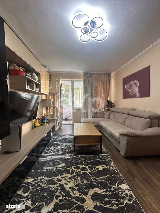 Apartament decomandat cu 3 camere, renovat recent, centrala proprie