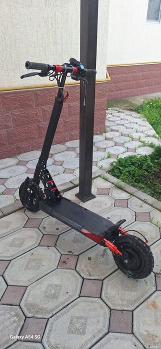 Электросамокат KUQUAY m4