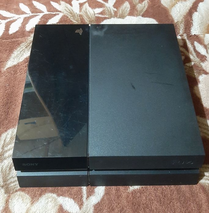 Vând PlayStation 4 fat în stare bună cu fifa 22