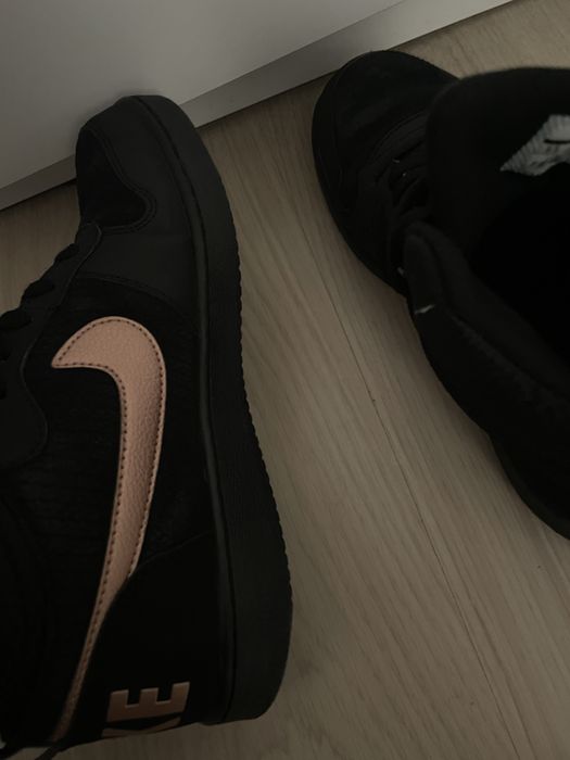 Nike маратонки