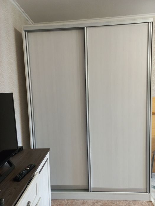 Продам шкаф купе