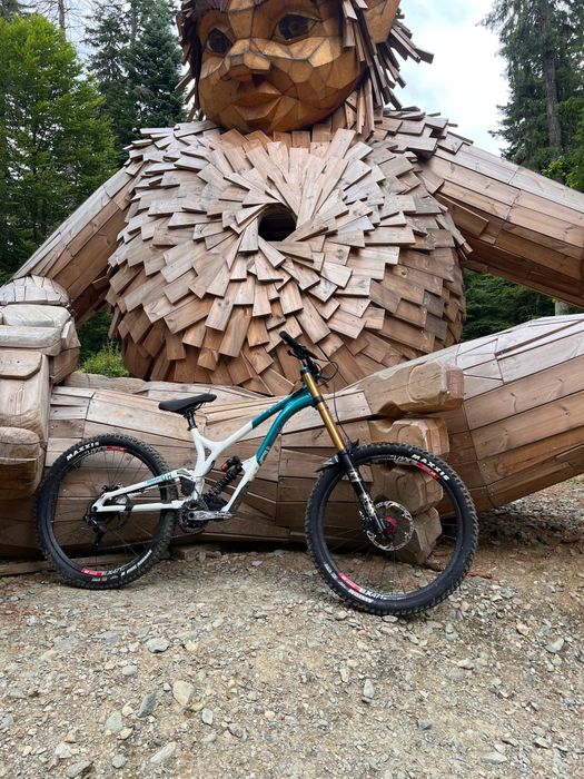 Commencal supreme v4