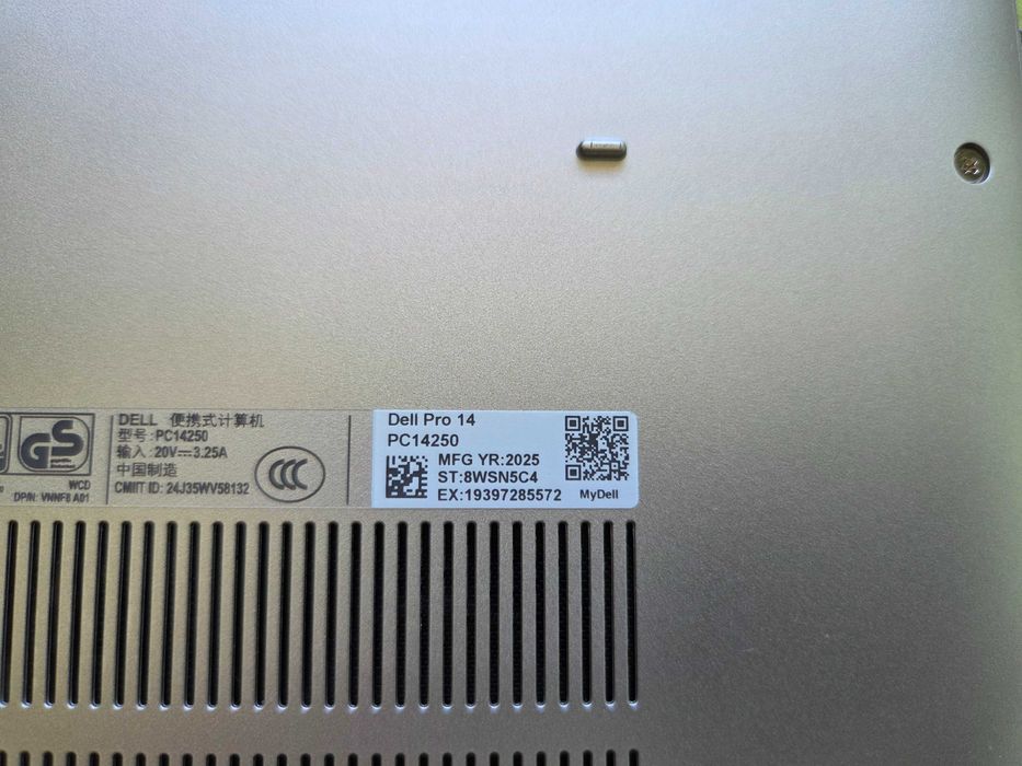 Dell pro 14 ultra 5 235U 32gb ram