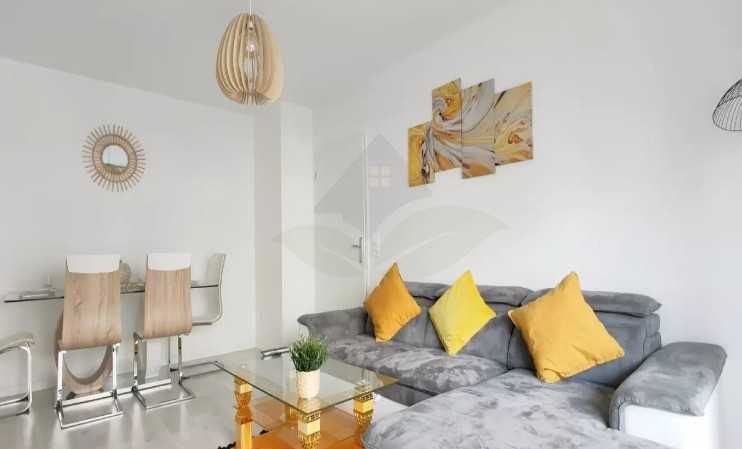 Дава се под наем Тристаен апартамент в Пловдив, Център - 71 кв.м за 178.5 € - Снимка #2