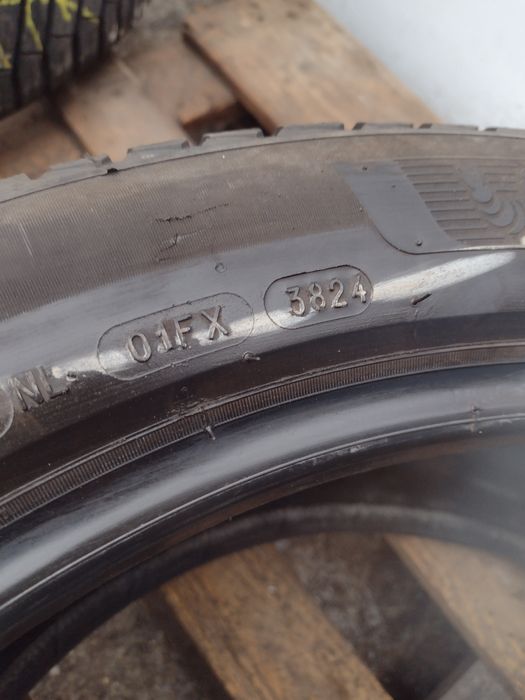 Перфектни 2бр.255/45/19 Michelin CC dot3824