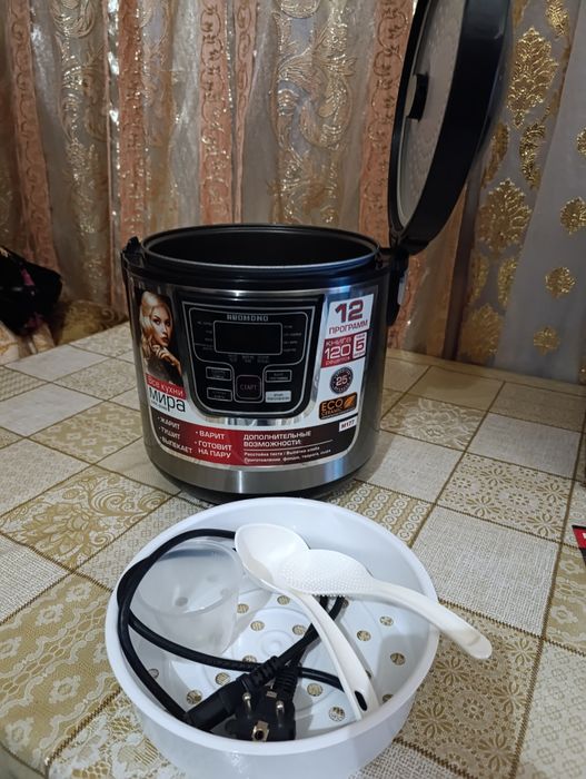 Продам новую мультиварку