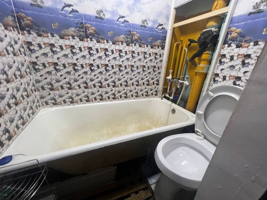 Сдается 1 комнатная квартира
Для семейным есть холодильник