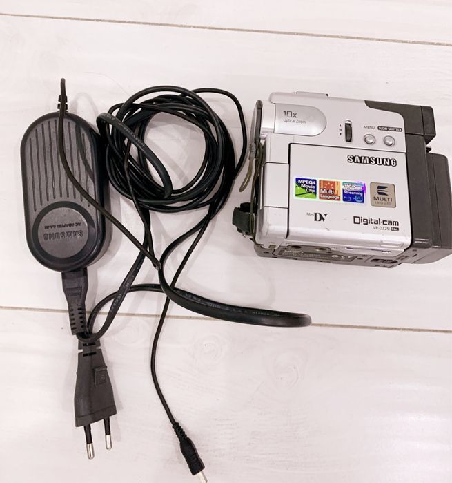 Продам видеокамеру