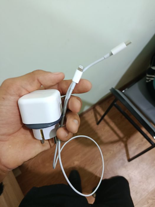 iPhone zaryadchik full complekt