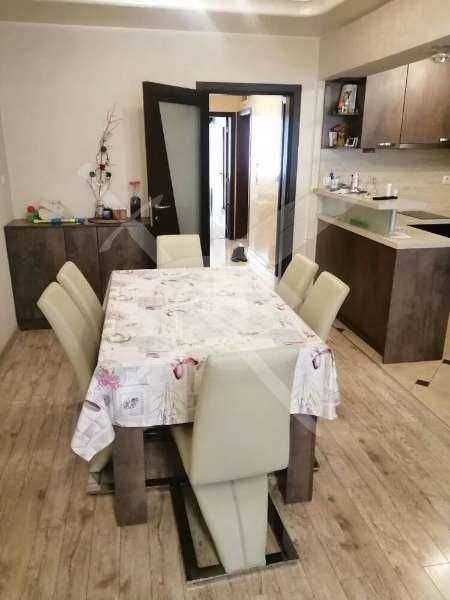 Тристаен апартамент - кв. Каменица 1 - 11363891