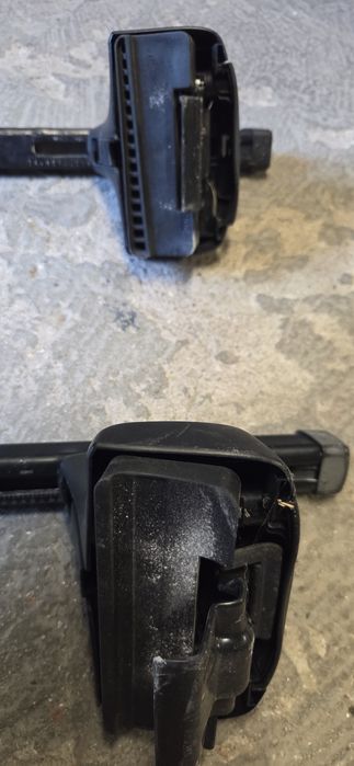 Греди Thule SquareBar 150 см – пълен комплект