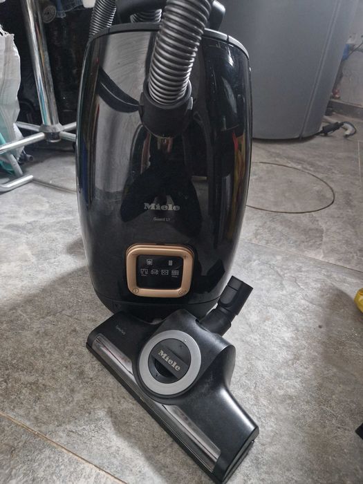 Прахосмукачка miele L1 cat&dog