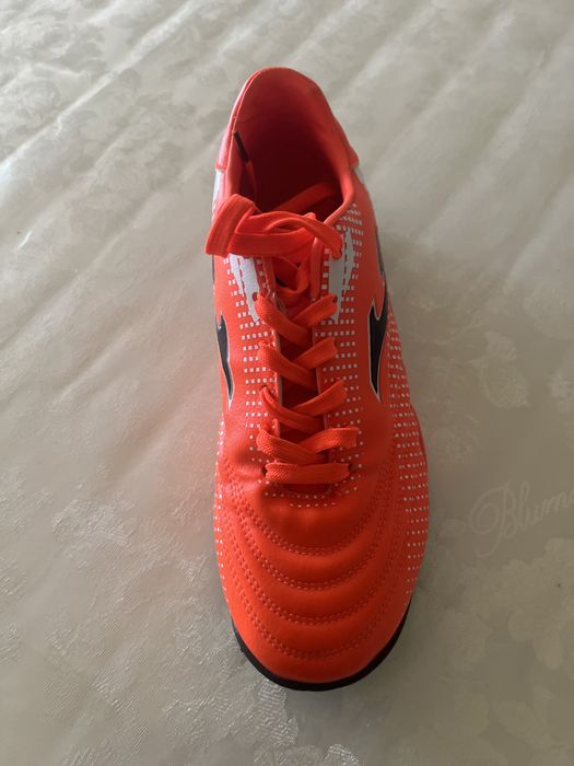 Продаются сороконожки Joma
