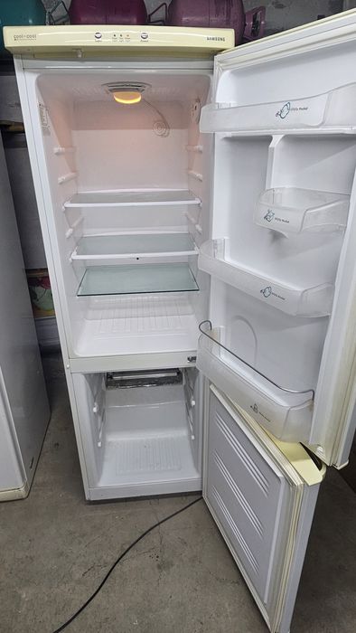 Холодильник холодильник