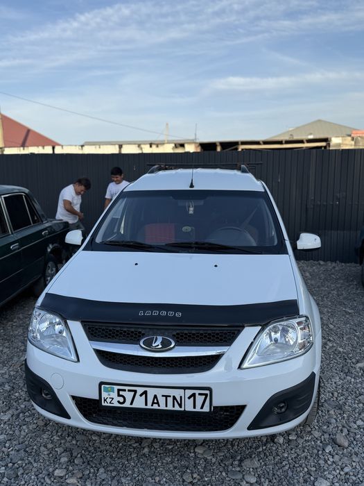 Ларгус 7 местный. 1,6 куб