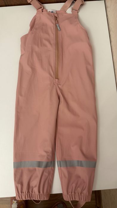 Резиновый комбинезон для девочки 104 см