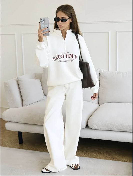 Стильный белый пуловер