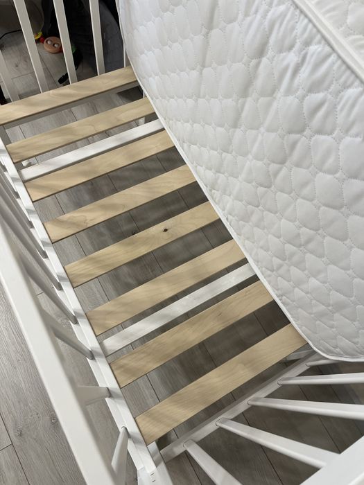 Продам детскую кроватку