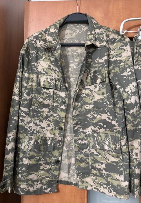 Продам Военную форму по НВП для девушек