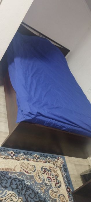 Продам Кровать,Матрас,Шкаф,Стол