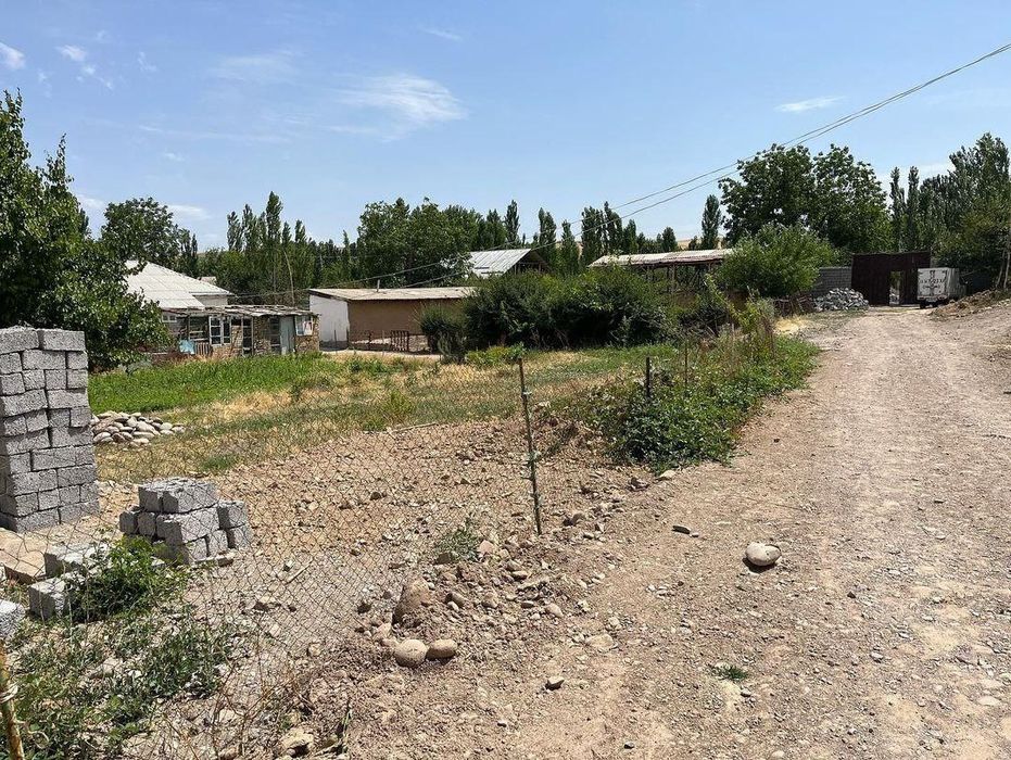 Yer uchastka sotiladi