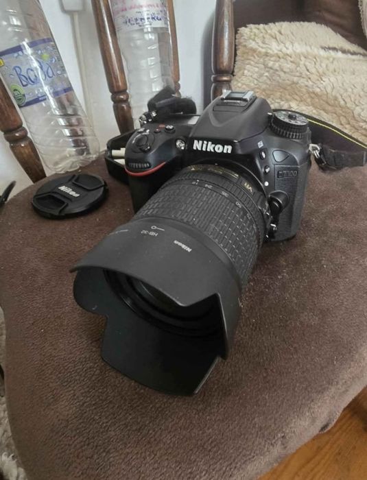 Продавам Nikon d7100