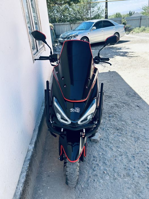 Продам MAXI 180cc мопед